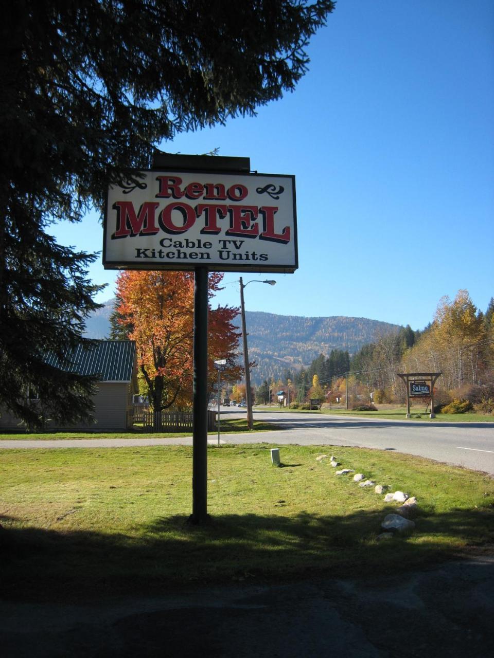 Reno Motel Salmo Екстер'єр фото
