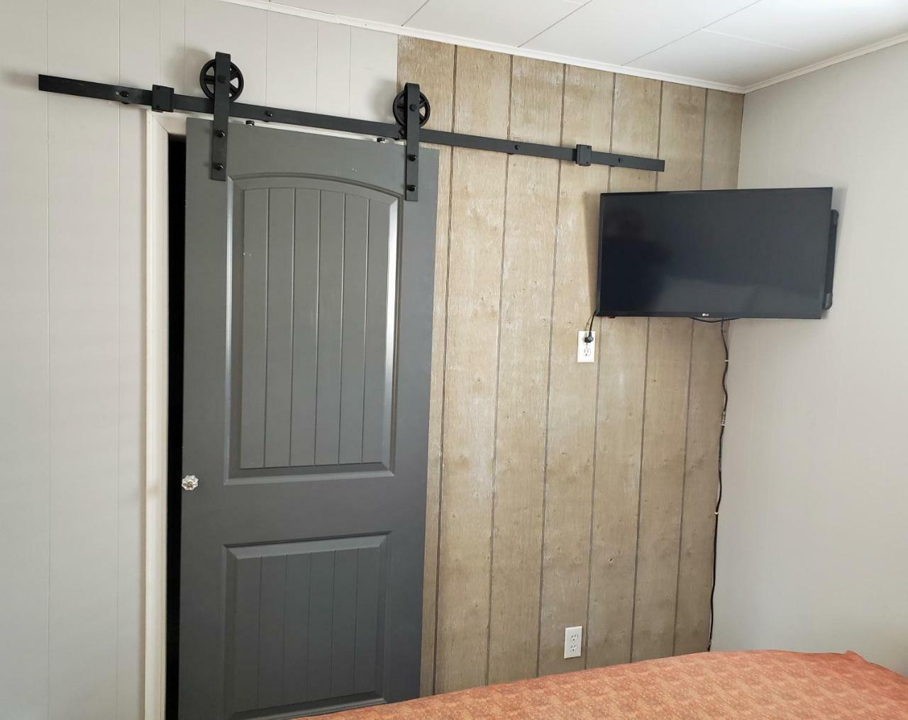 Reno Motel Salmo Екстер'єр фото