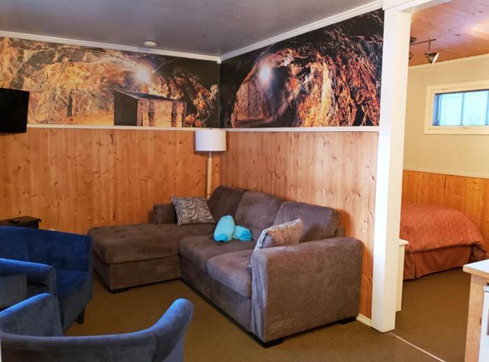 Reno Motel Salmo Екстер'єр фото