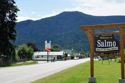Reno Motel Salmo Екстер'єр фото